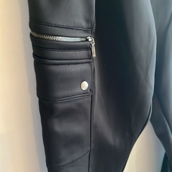 EXCELLENT CONDITION WOMEN’S SIZE XL BEAUTIFUL BLACK JUICY COUTURE POLYESTER PANT - Picture 4 of 7